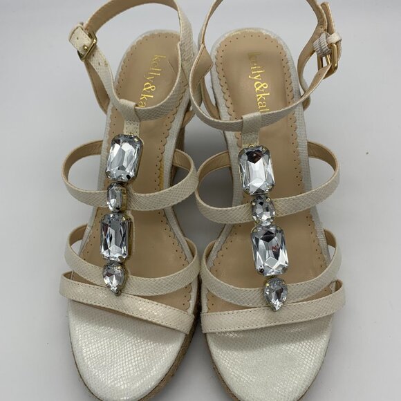 Kelly & Katie Sandals Excellent Condition Size 8 - Picture 10 of 12